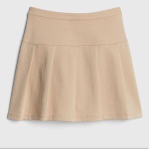 Girls Uniform Pleated Gap Kids Skirt (Size 14-16)